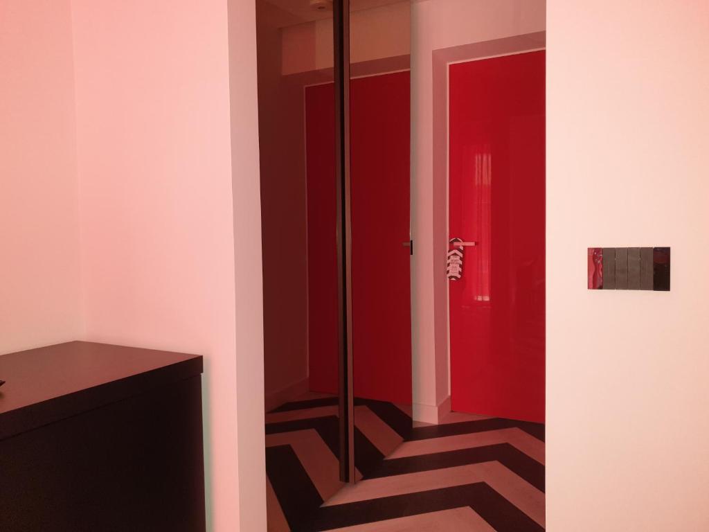 The White Lodge - 5