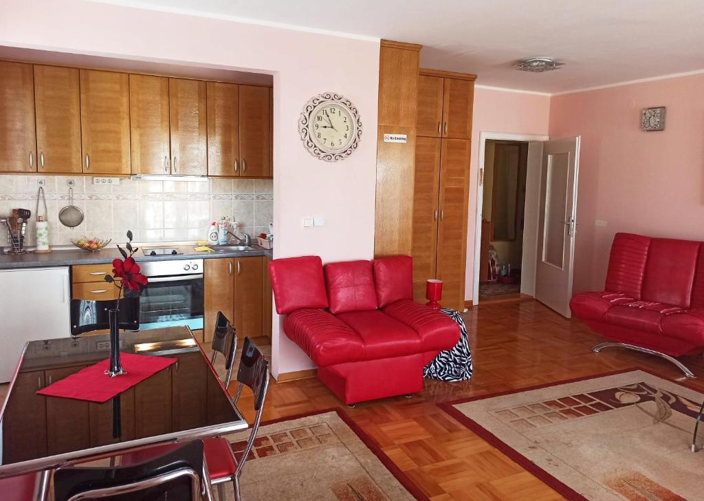 Modern Lux Apartment - 4