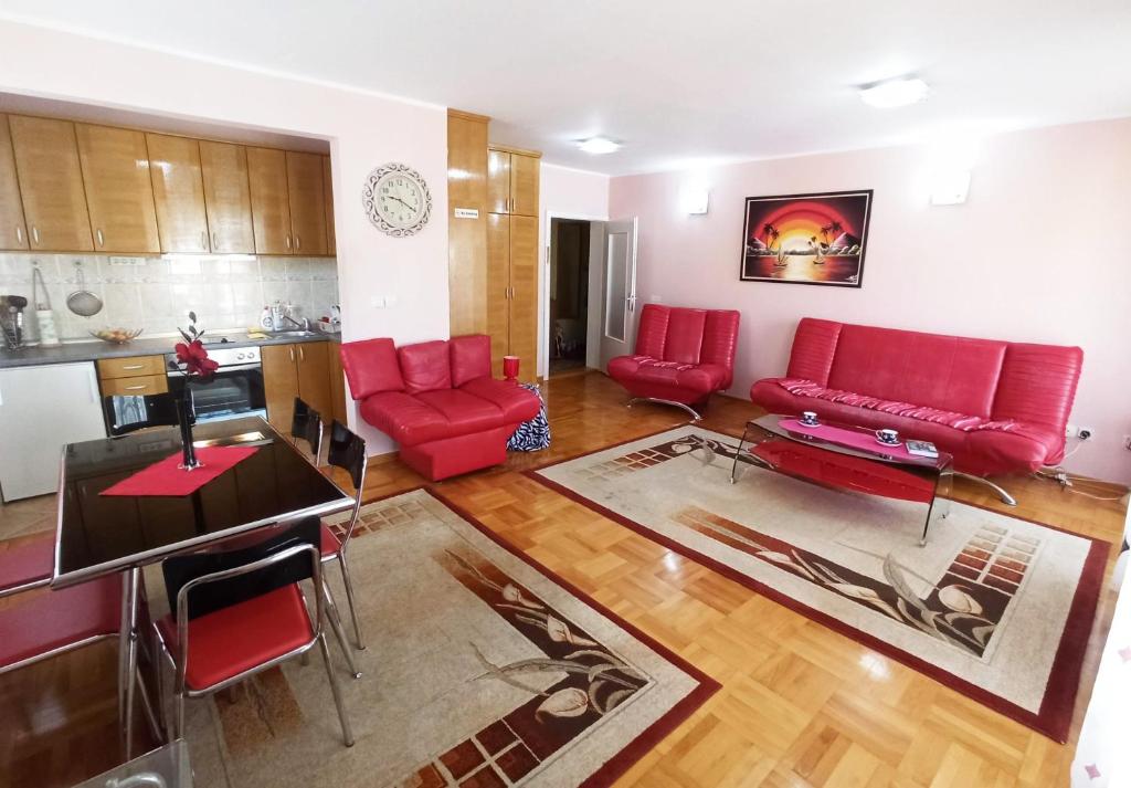 Modern Lux Apartment - 3