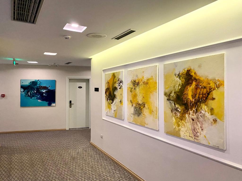 Elysium Hotel photo