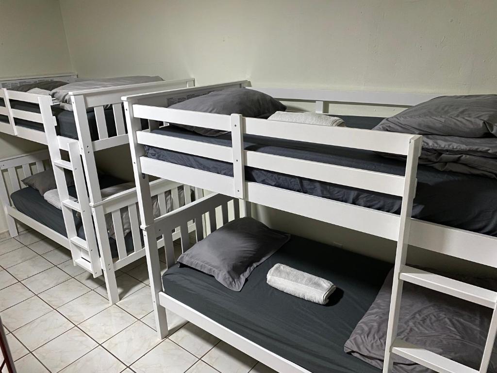 Single Size BOTTOM Bunk Bed - Mixed Shared ROOM, Miami