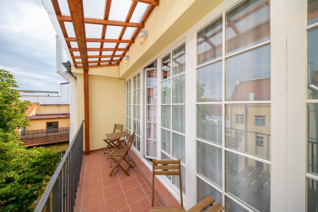 Lovely Prague Apartments - Truhlarska photo