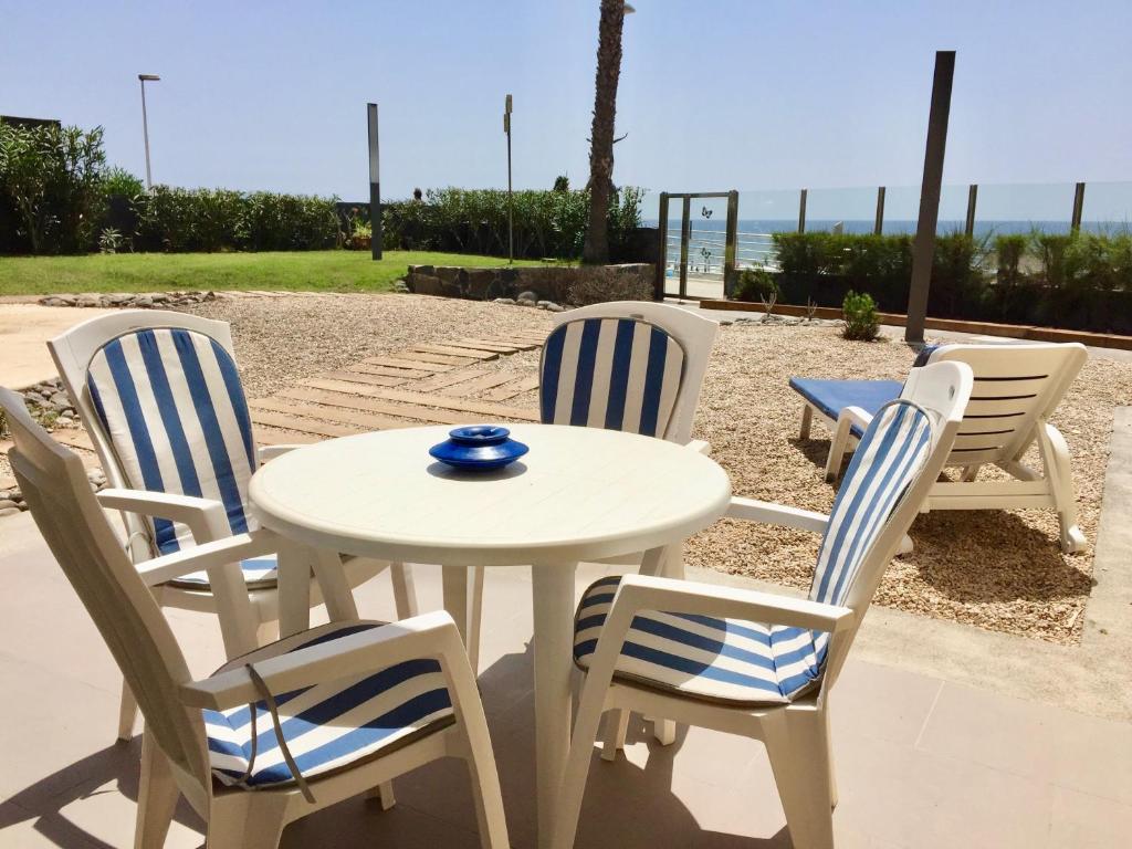 Beach front Apartment Los Papagayos 전경