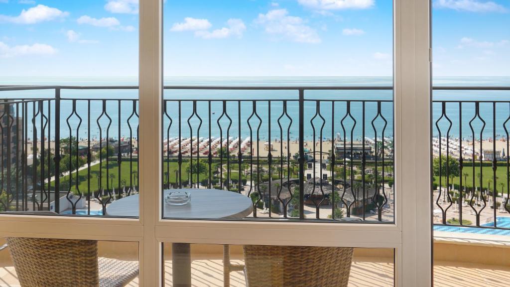 DIT Majestic Beach Resort — Hotel rooms in Sunny Beach, Burgas Region