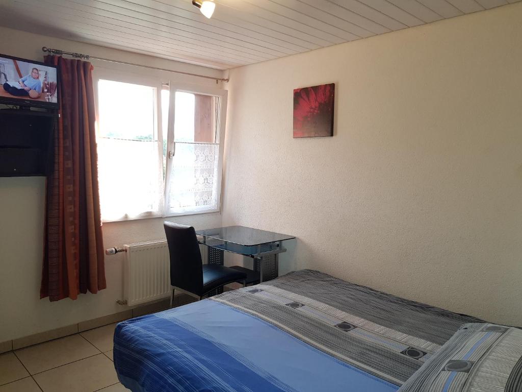 Hotel-Gite rural a 3 km de Delemont photo