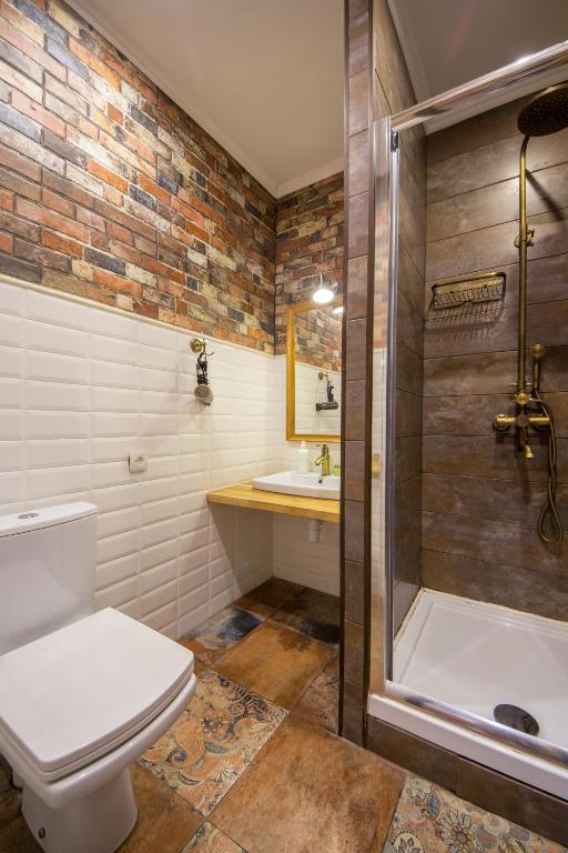 Loft Design Apartments on Desyatynnyi Ln photo