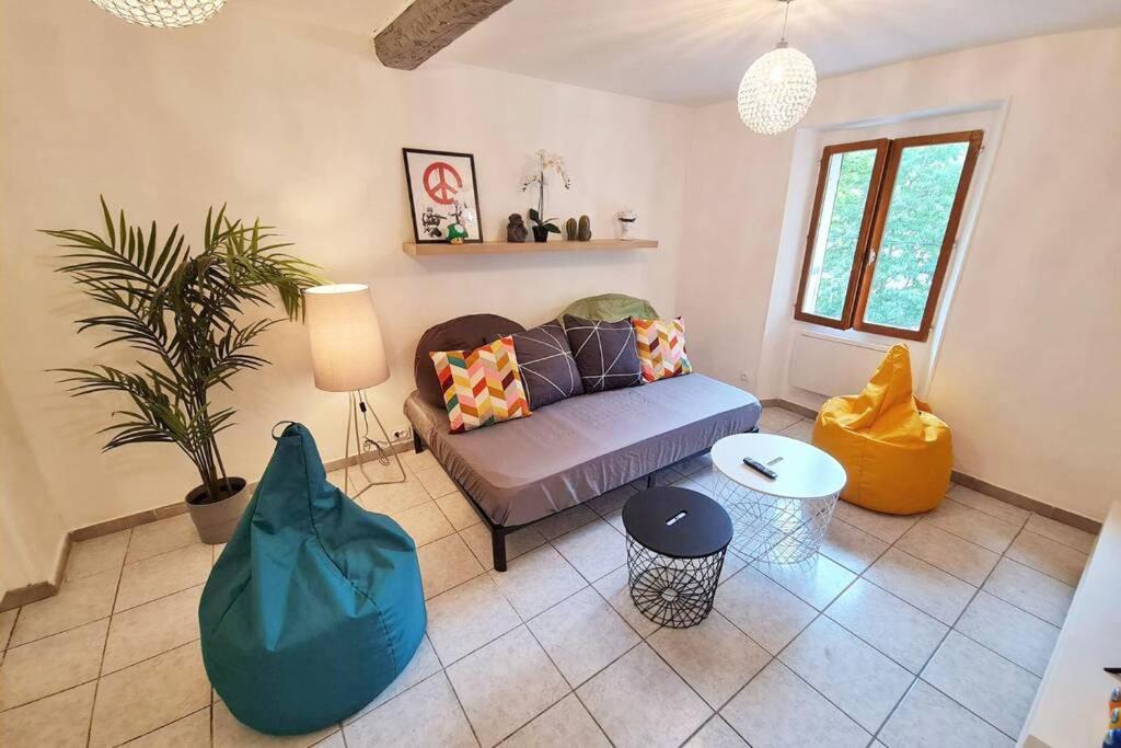 GregBnb - T2 Design 42m2 - Toulon Est - Wifi Fibre - n5, Toulon