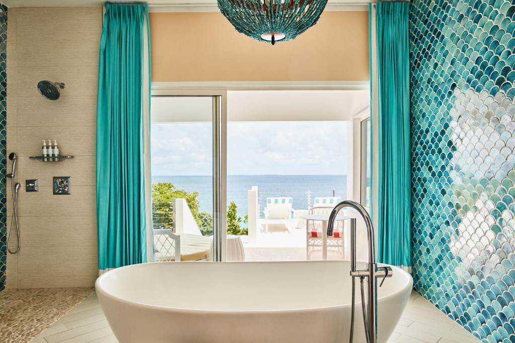 Turtle Cove 2 Bedroom Private Villa Suite