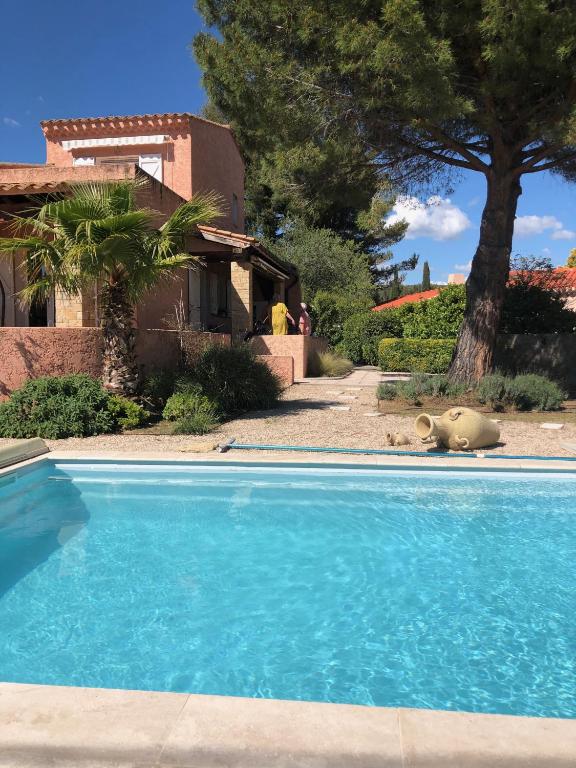 Villa les 3 lumières 8-10 personnes, Clim, piscine à proximité des plages - 2