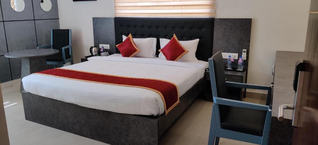 ICON REGENCY BY BHAGINI photo
