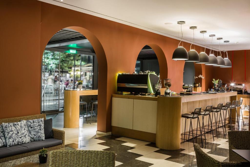 Bar/lounge