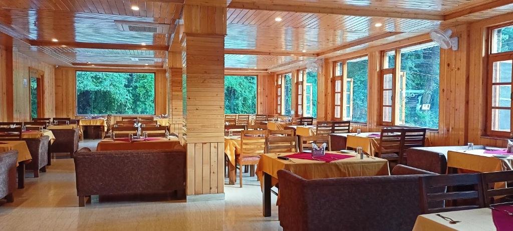 HOTEL MALABAR KASOL photo
