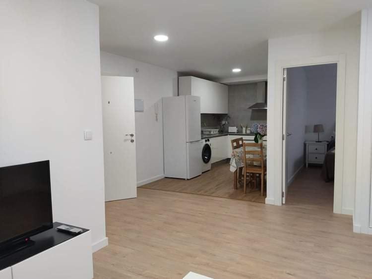 b Apartamentos Diego - 5