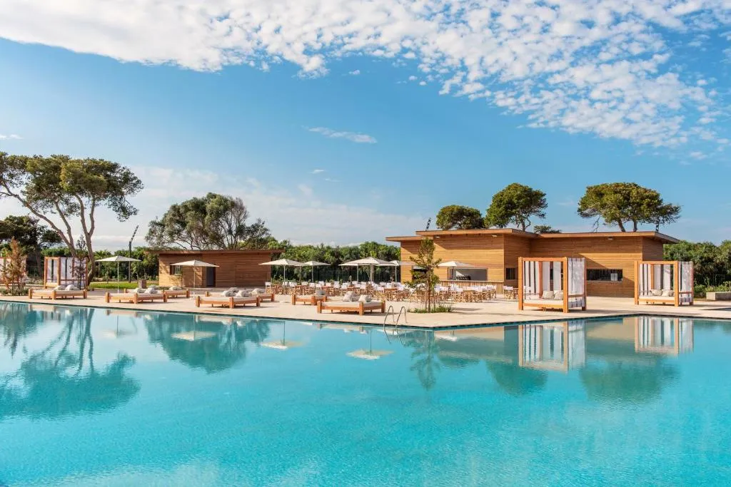 Radisson Blu Resort Al Hoceima، فندق في الحسيمة