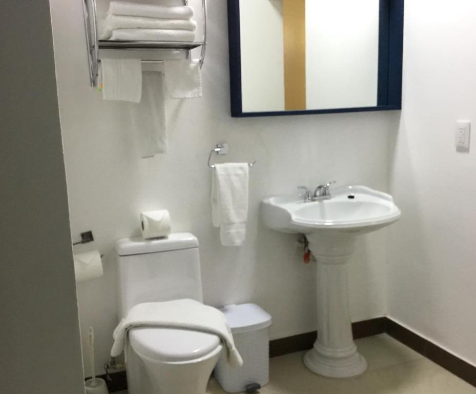 One Bedroom Condo Near Beach RG6 photo