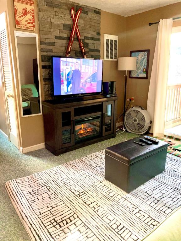 Come feel what it's like to relax at 4900', Sugar Mountain