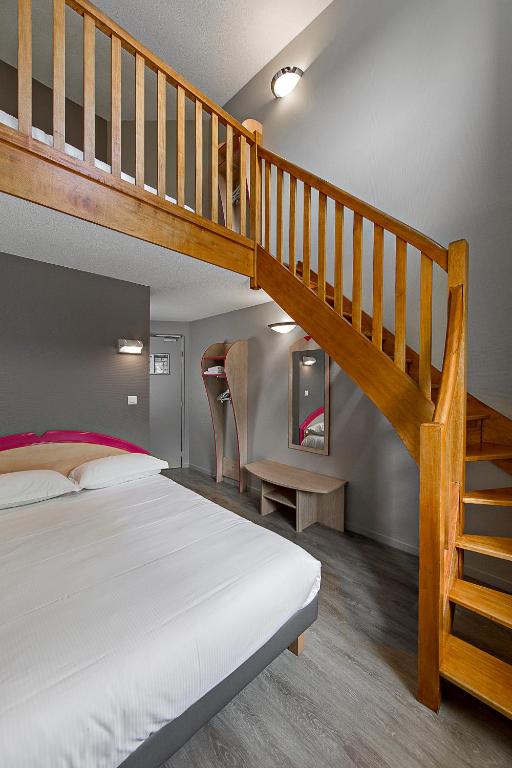 B&B HOTEL Aurillac Le Lioran 전경