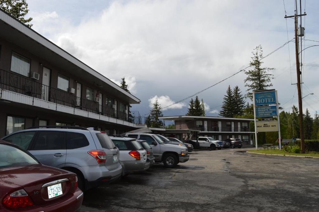 Gold Pan Motel photo