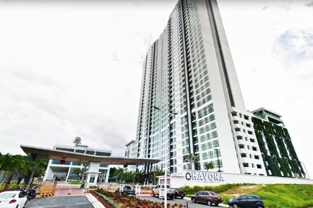 ABHOME [Hawaii Suite] Mount Austin #IKEA #AEON #JB photo