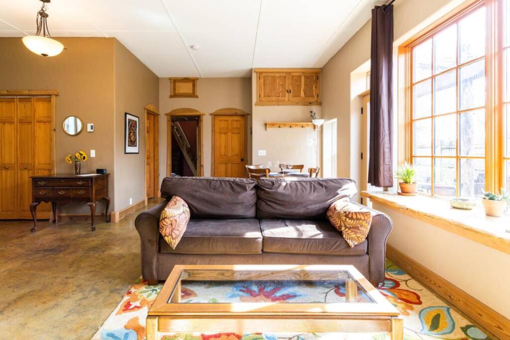 Bohemian Craftsman Cottage w/ Serene Outdoor Space, Asheville