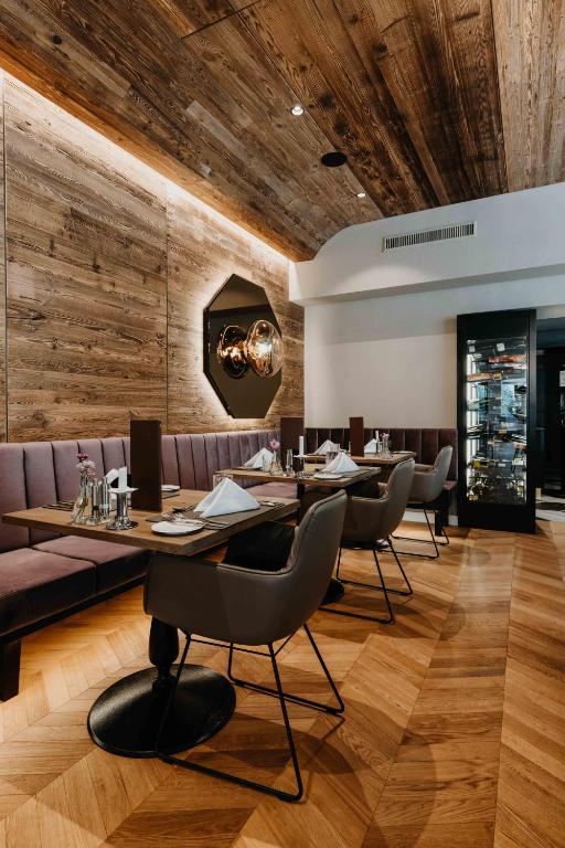 ศูนย์ธุรกิจ