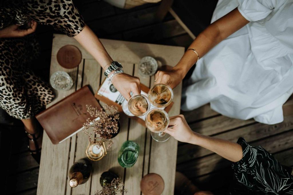 อาหารและเครื่องดื่ม