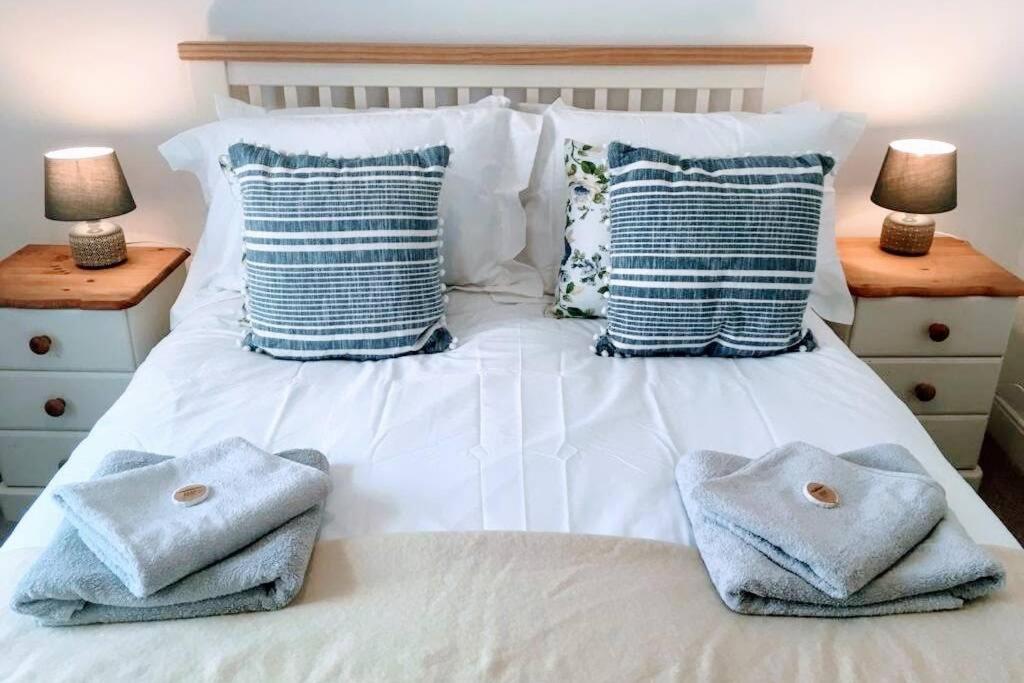 Former Quarryman’s 3-bed house 5 min to Zip World, Bethesda - pet-friendly stay