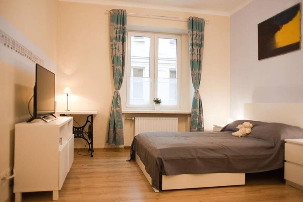 Apartament Podwale by Your Freedom — Hotel in Warsaw