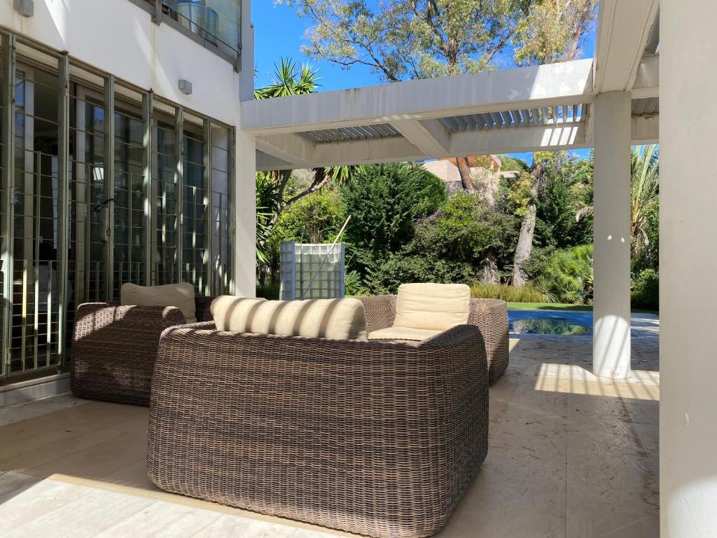 Villa in Elviria, on the best beach in Marbella - 4