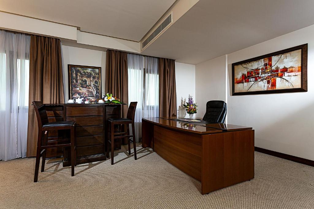Bar/lounge