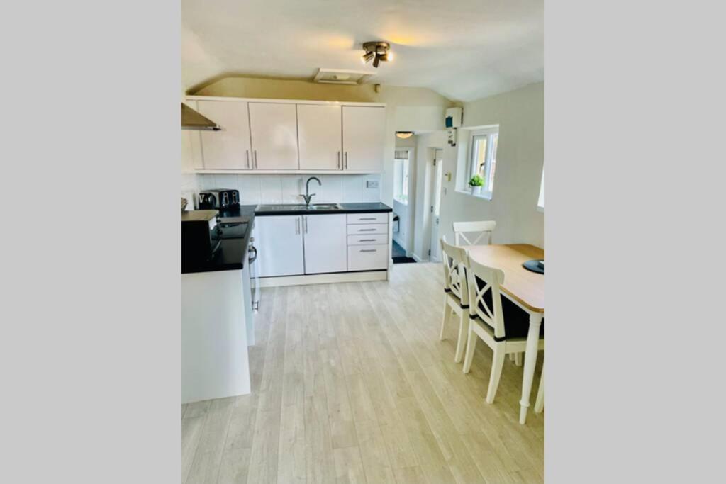 The Westgate Retreat, Baildon