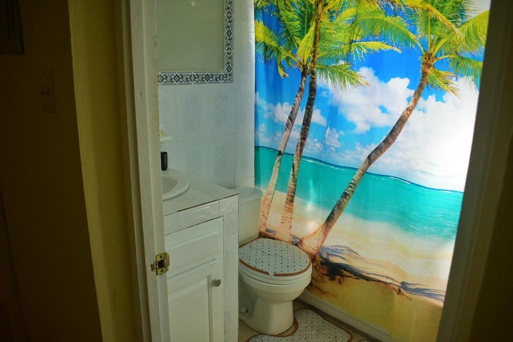 Unity Villa 3 bedroom with fans Wifi Parking photo