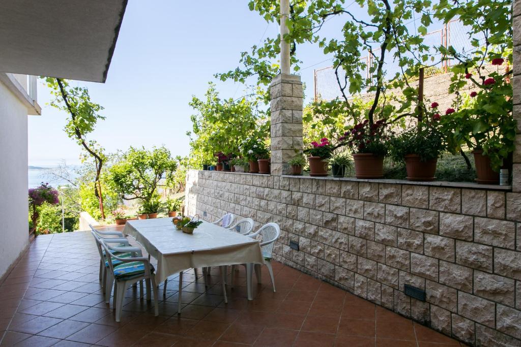 Apartmani Kate, Plat — Hotel in Mlini