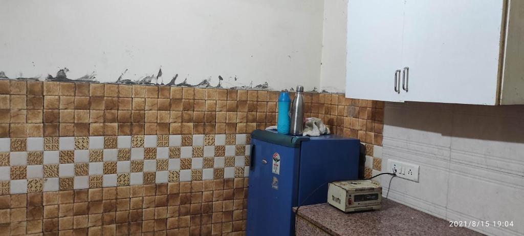 Lovely 2 BHK independent Flat with two side open Balcony
