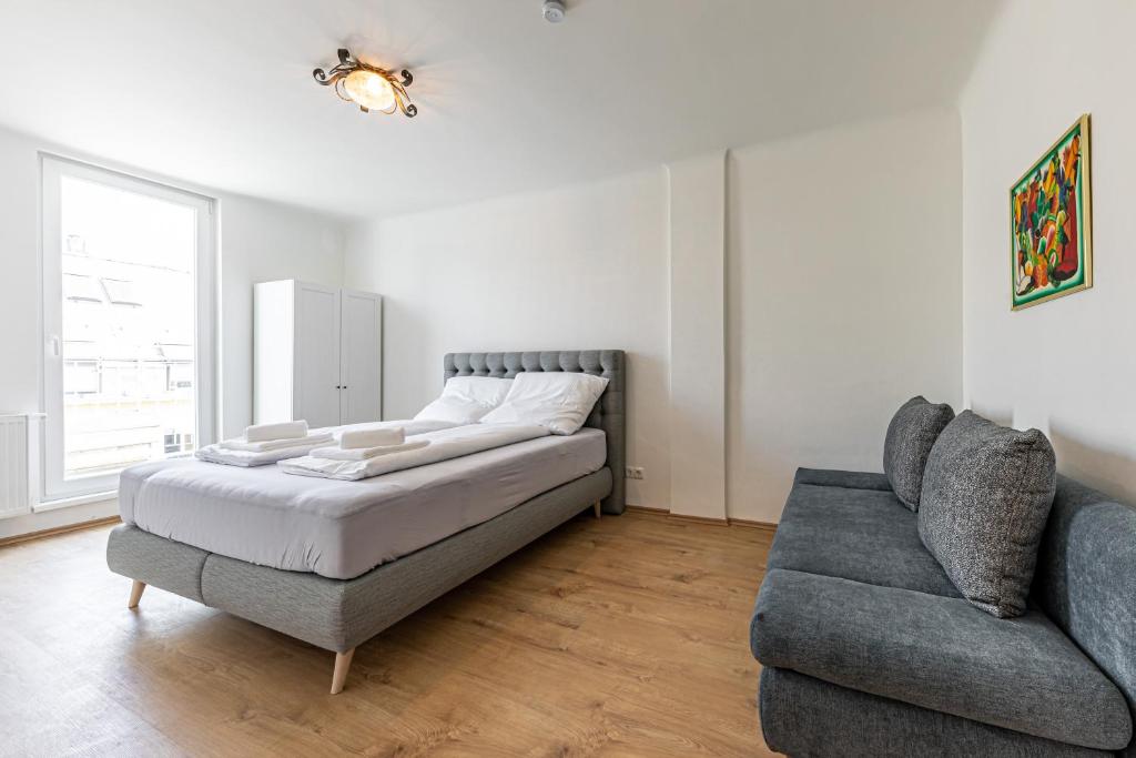 Peaceful & Connected by JR City Apartments, Vienne