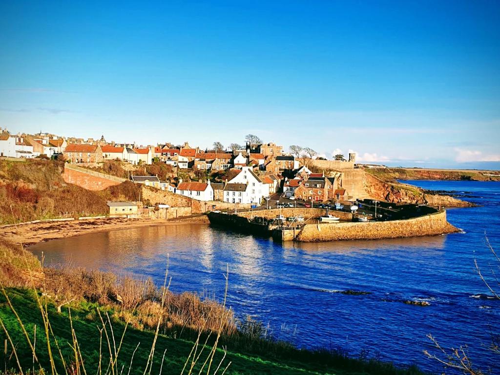 Harbour Lights - Spectacular Sea Views, Crail