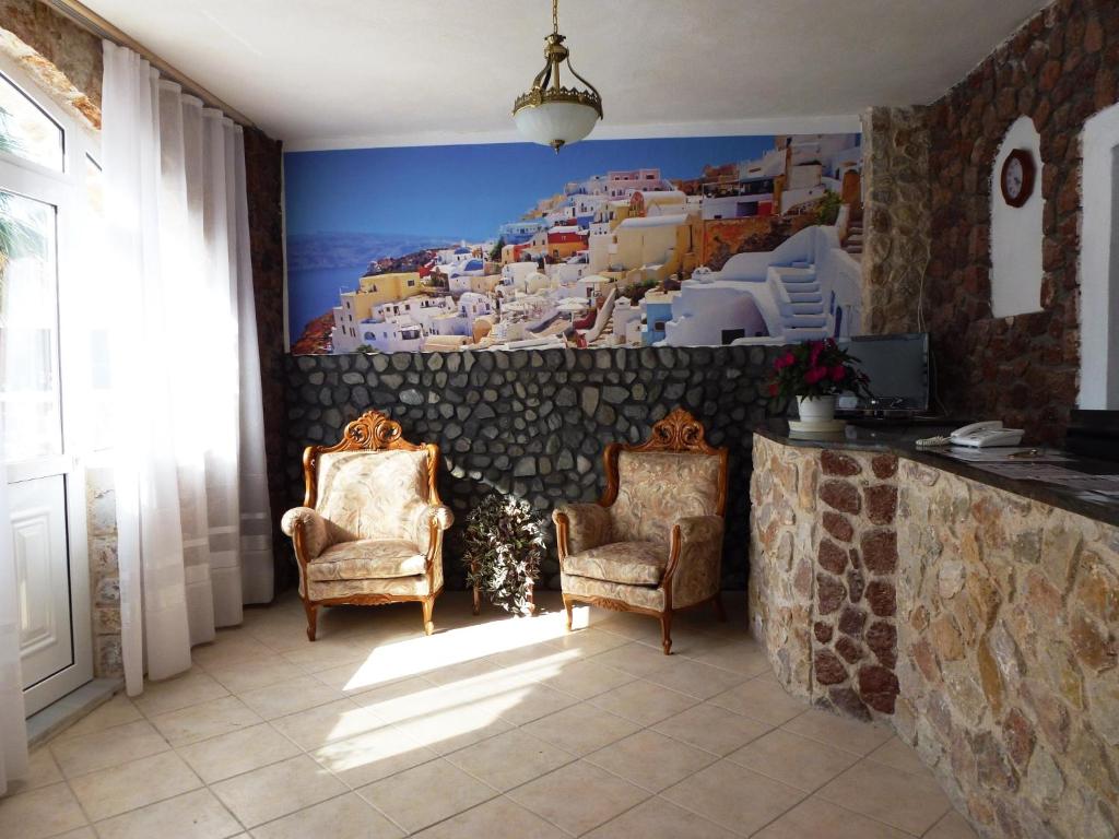 Atalos Suites photo
