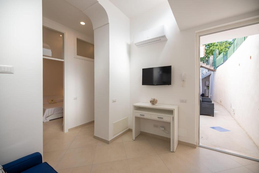 Marina Grande Holiday Apartment in Capri - 4