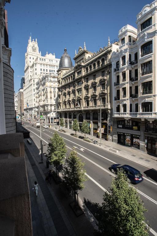 SUITES YOU Gran Vía - 3