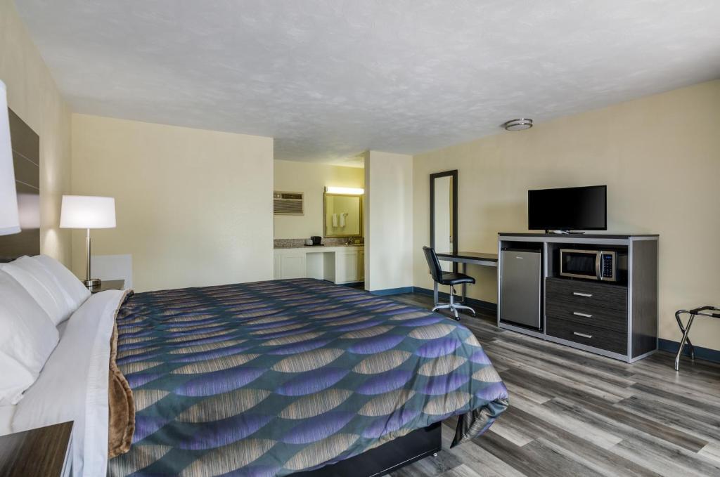 Alpine Motel photo