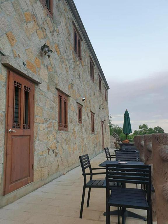 東邊山輕旅評價、特色體驗、房價資訊、訂房連結 – 親切接送與絕美海景 - 照片 1