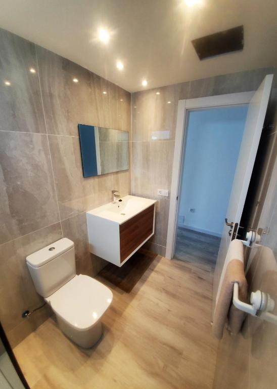 Atlantic View 2B 2 Bedroom Ground Floor, Complex featured on a place in the sun - 5