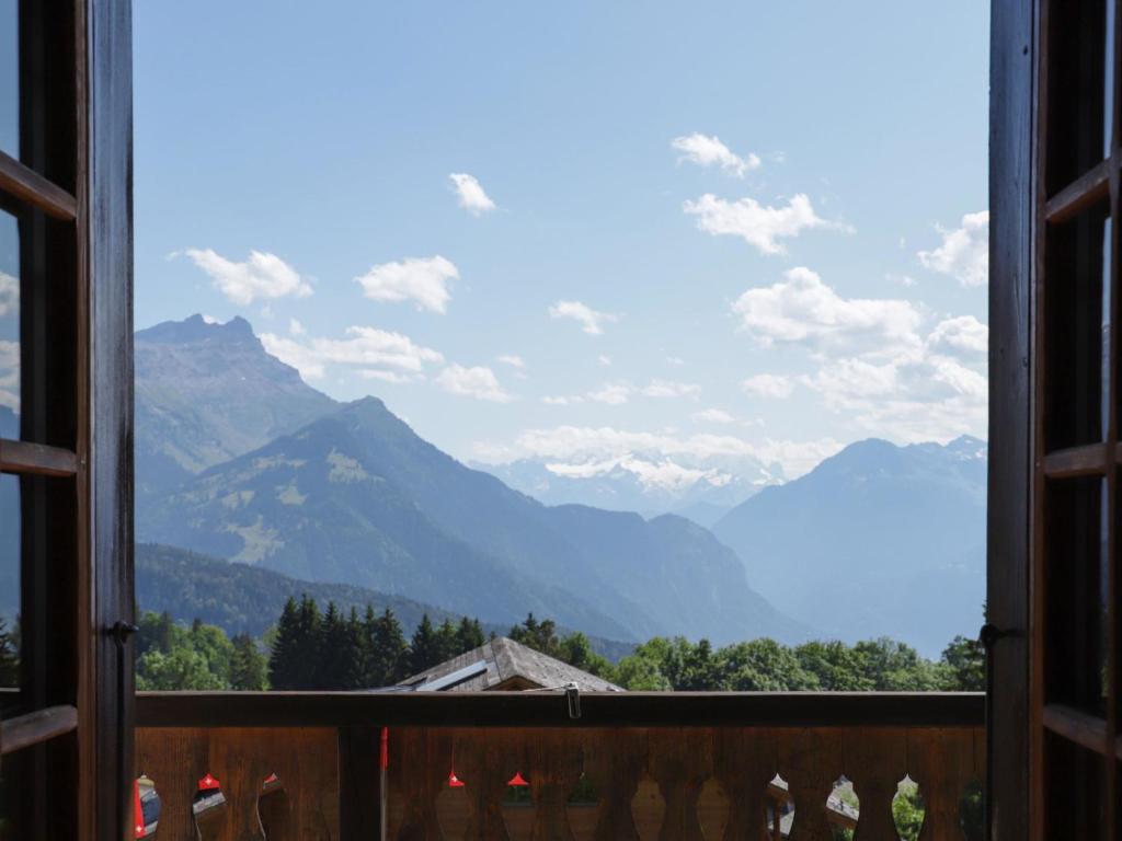 Chalet Chalet Les Rochers Blancs by Interhome - 5