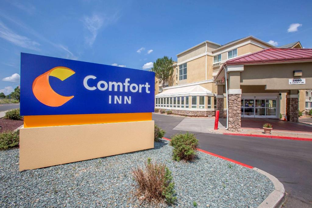 Comfort Inn Lucky Lane