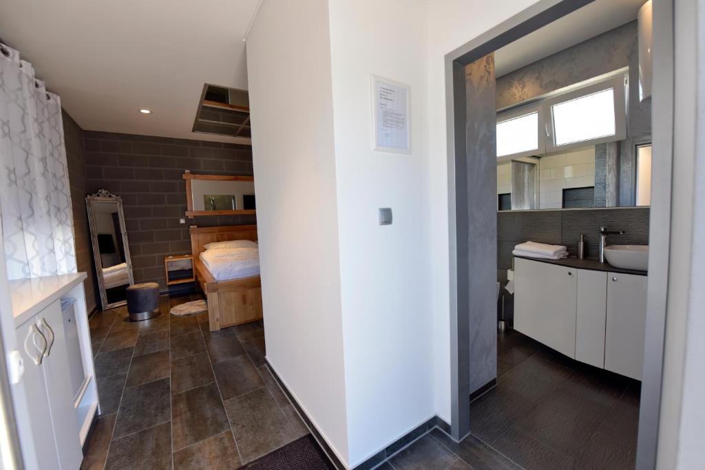 Apartmani i Bungalovi TROJKA photo