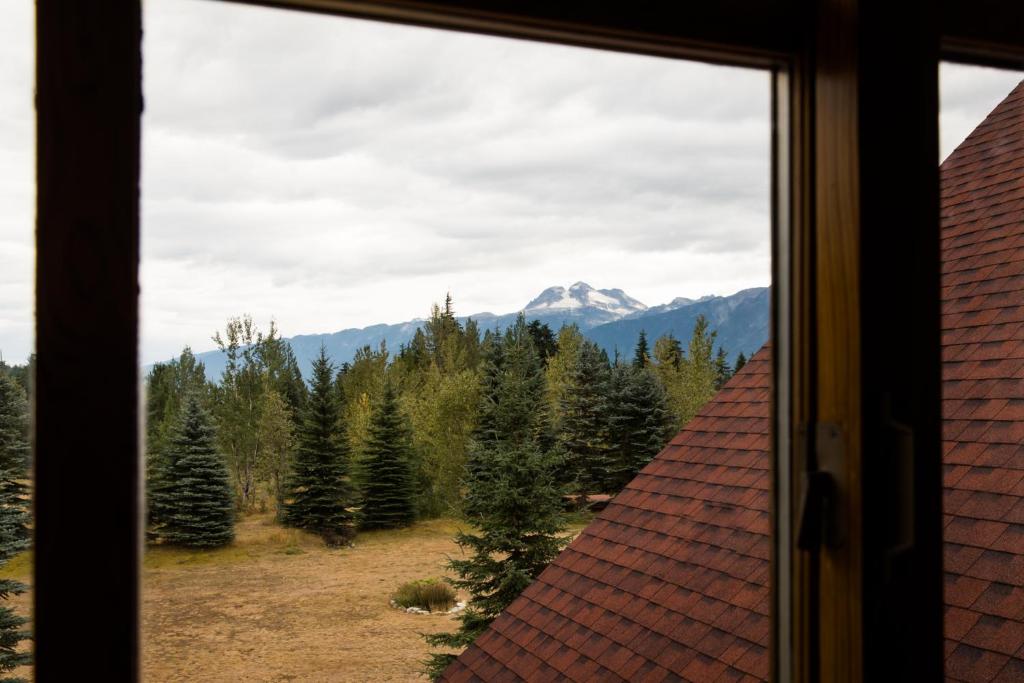 Glacier House Hotel & Resort photo