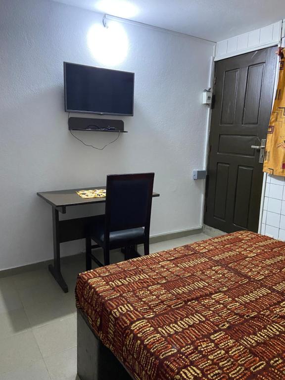 Quarto Duplo com Casa de Banho Privativa