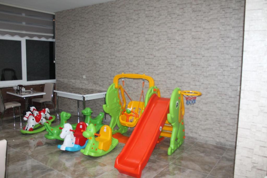 Ozcavusoglu Hotel あそび場