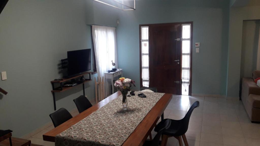 Casa de verano con Pileta, Quincho y Garage Parque Luro MDP - 5