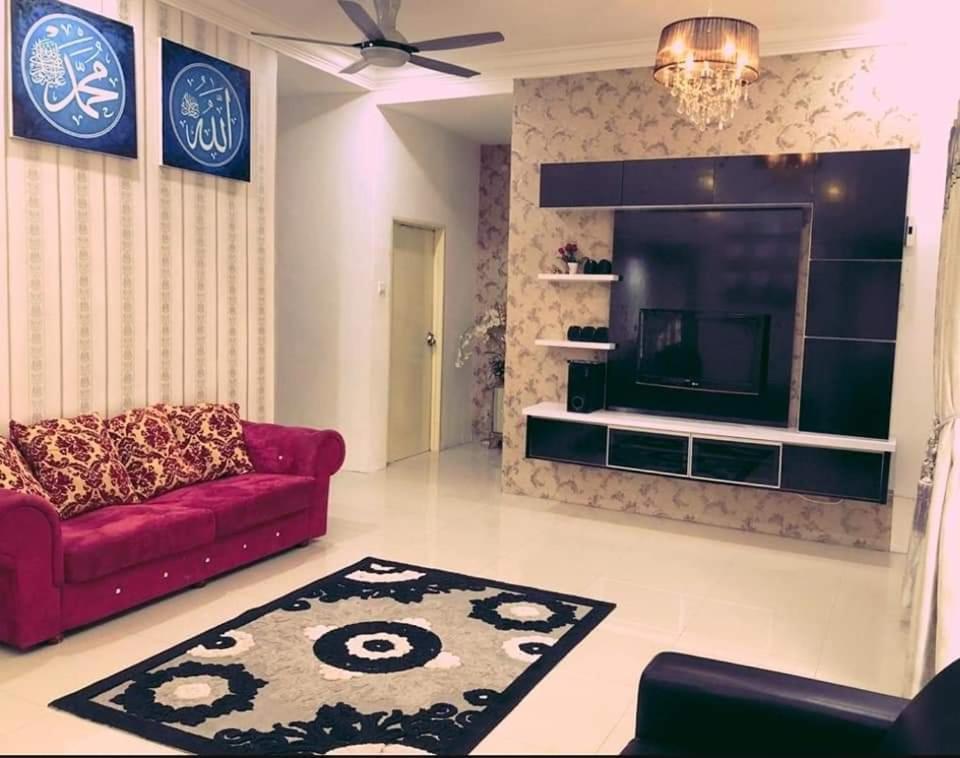Homestay DFerry Khyra Jerantut Pahang — Hotel in Jerantut